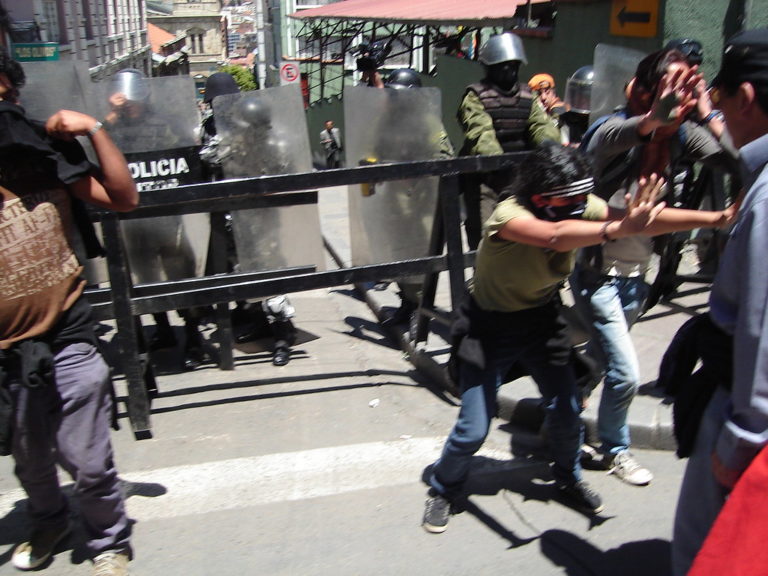 Bolivia, entre el autoritarismo y la libertad