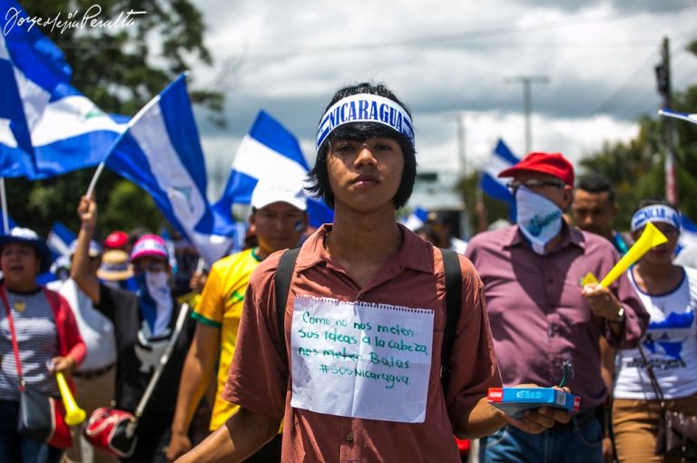 La democracia de A. L. sin Trump