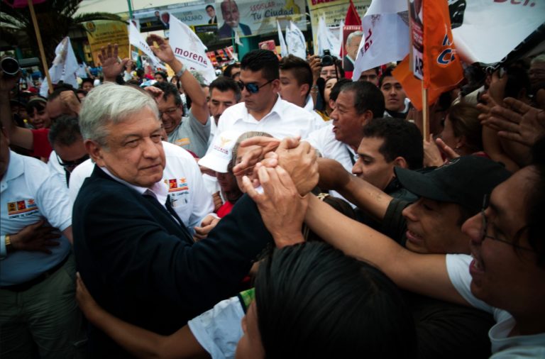 López Obrador, entre el amor y el odio