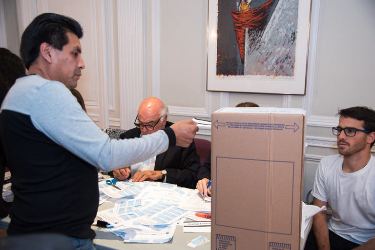 Una tormenta perfecta para el oficialismo argentino