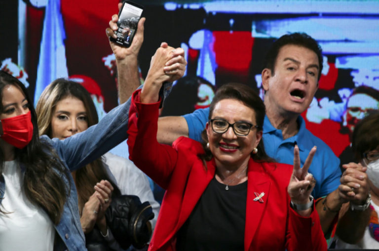 Honduras elige una mujer para refundar su democracia