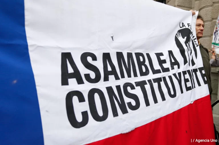 ¿Chile se encamina hacia un régimen de control político-afectivo?