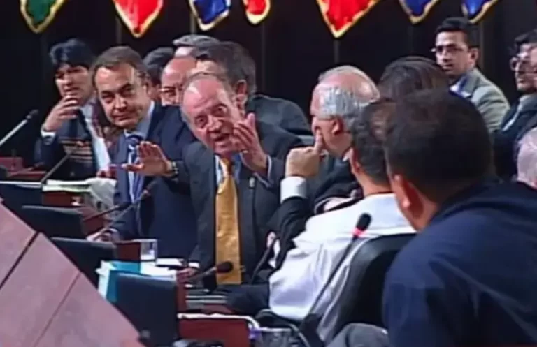 ¿Por qué no te callas?