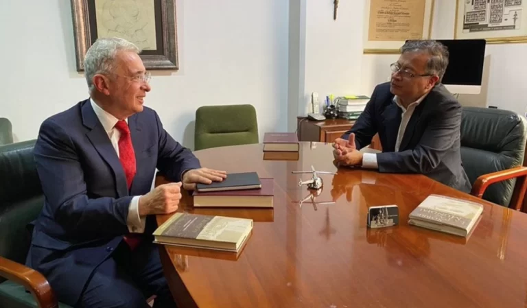 La alternancia política llega a Colombia