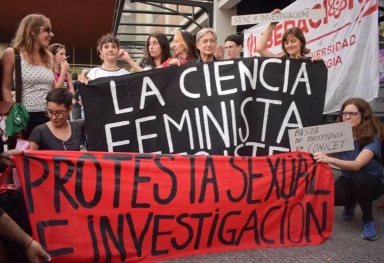 Ciencia y conocimientos en plural: entre el activismo y la academia