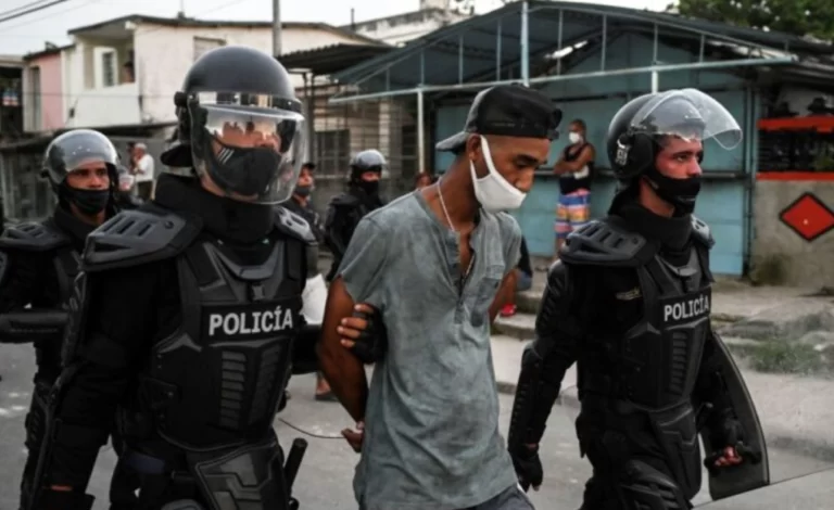 Cuba: el excepcionalismo “democrático” y la selectividad del pensamiento crítico