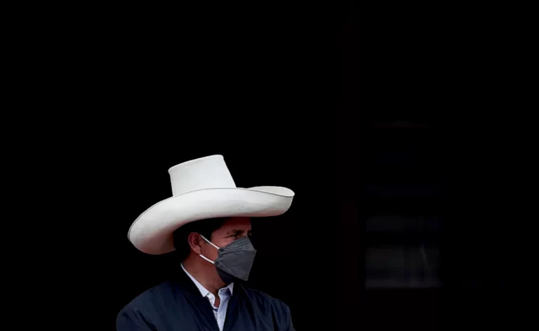 Perú: ¿a izquierda o a derecha?