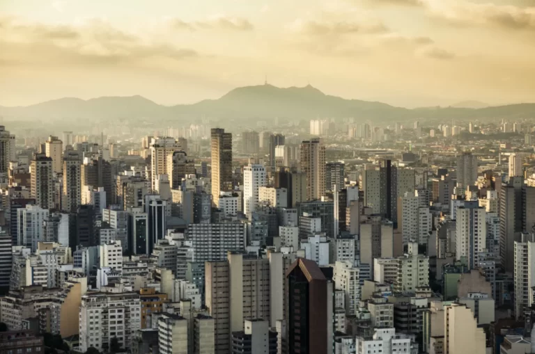 El rezago de las ciudades latinoamericanas para atraer inversiones