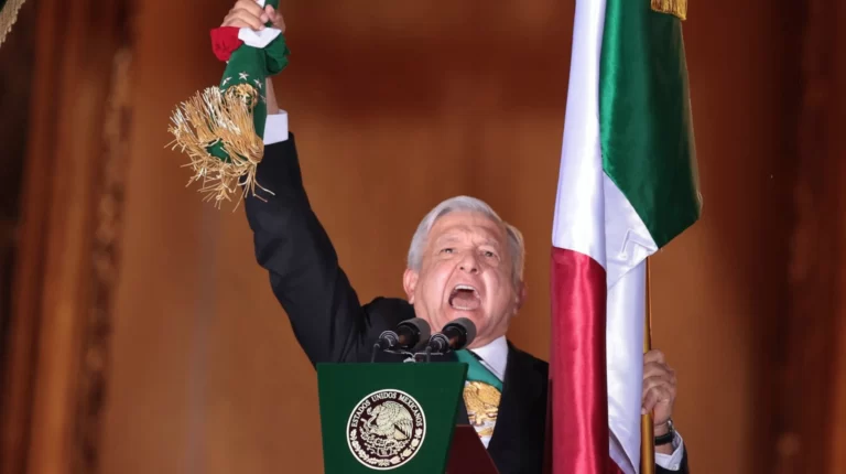AMLO: el líder y el mito