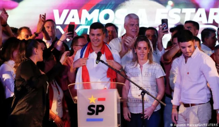 Elecciones en Paraguay: setenta años de hegemonía del Partido Colorado