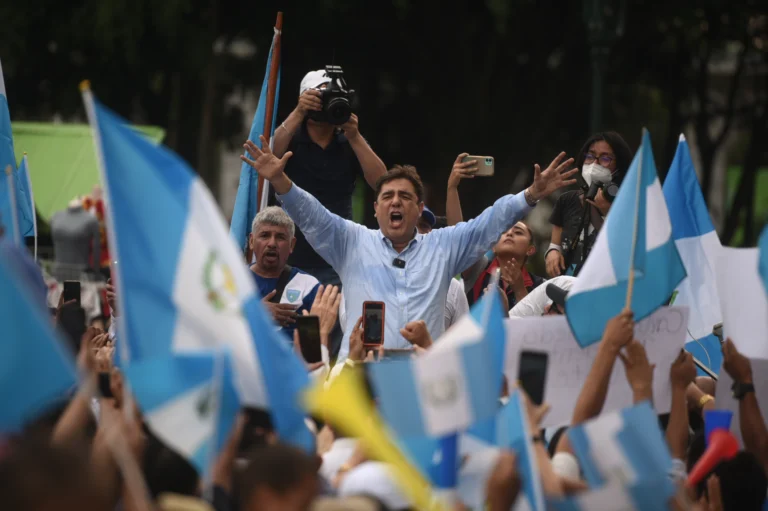 Liderazgo y partidos, una relación tortuosa