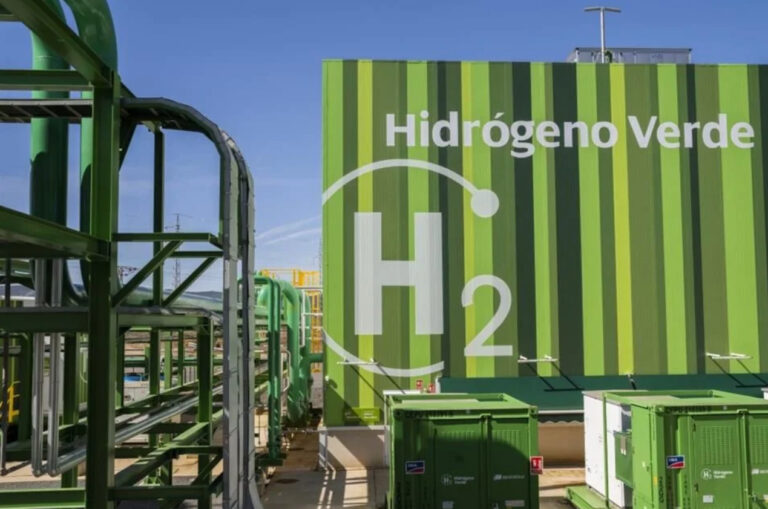 Geopolitical Keys to Green Hydrogen in Latin America