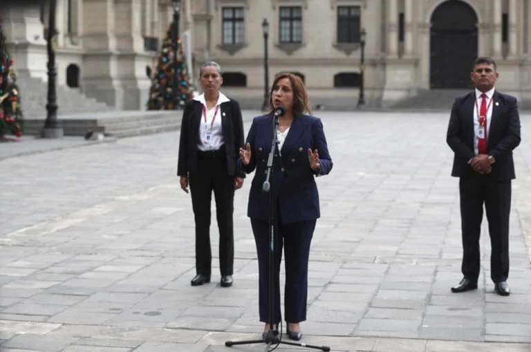 El aislamiento de las instituciones en el Perú