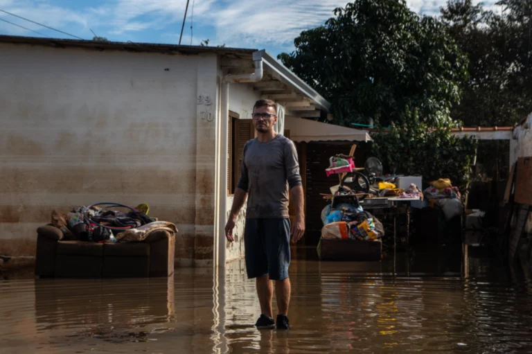 Dismantling of policies is responsible for the biggest climate crisis in Brazil