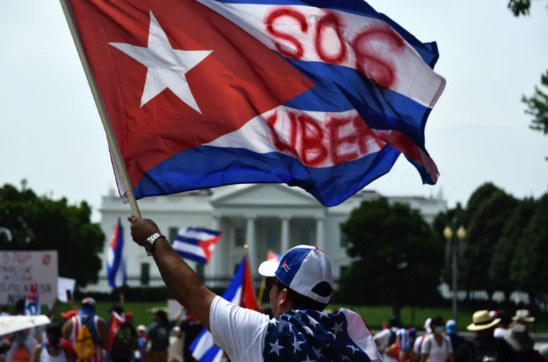 The embargo: an issue between Cubans