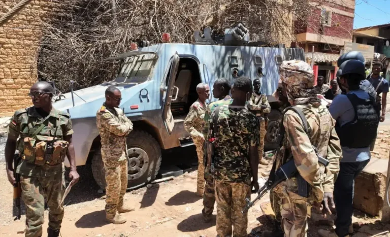 Mercenários colombianos no Sudão: o negócio global da segurança privada