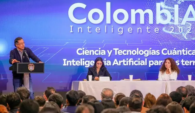 The quantum paradox of Latin America