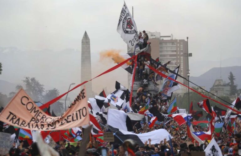 Retrospectiva da eclosão social chilena